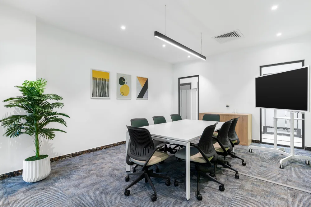 Lutadix Learn meeting and workshop room
